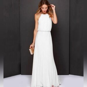 PERSUN White Halter Neck Sleeveless Chiffon Pleated Maxi Dress | Women’s M